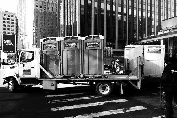 Sanitation services for porta potties in Windsor, MO
